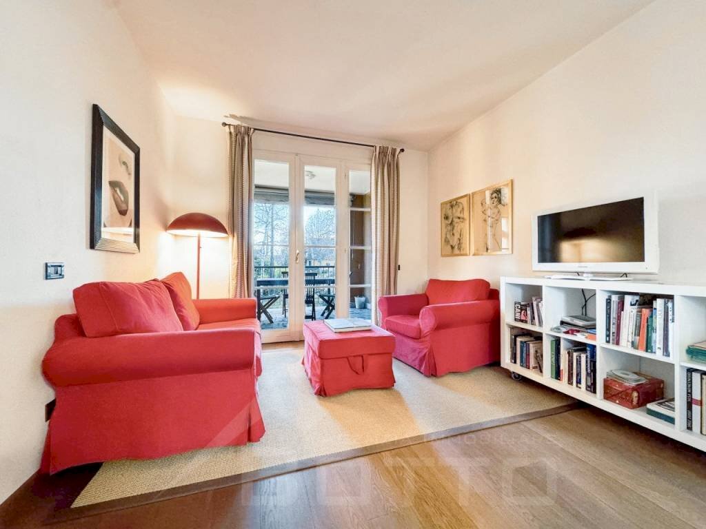 Salone - Two-room apartment via castelconturbia 10, Agrate Conturbia - photo 1