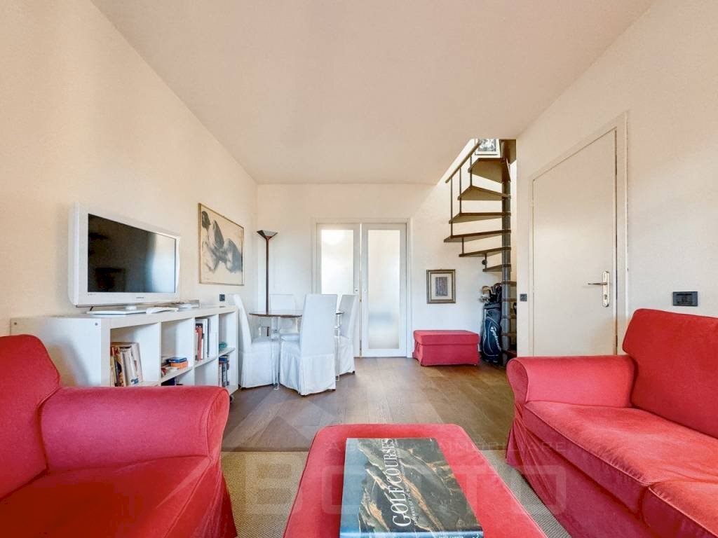 Salone - Two-room apartment via castelconturbia 10, Agrate Conturbia - photo 3