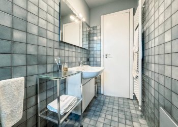 Bagno - Appartamento via castelconturbia 10, Agrate Conturbia - foto 12