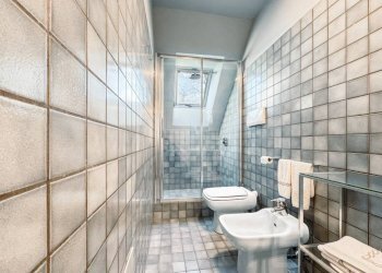 Bagno - Appartamento via castelconturbia 10, Agrate Conturbia - foto 13