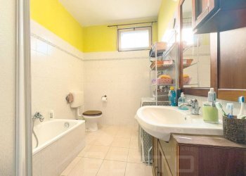 Bagno - Stable - Palace via Roma 38, Bogogno - photo 21