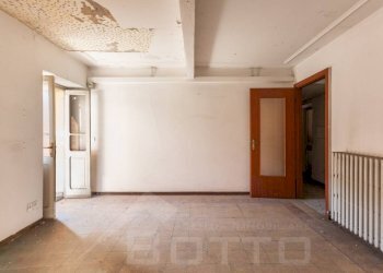 Camera da letto - Stable - Palace via Dante 24, Gozzano - photo 18