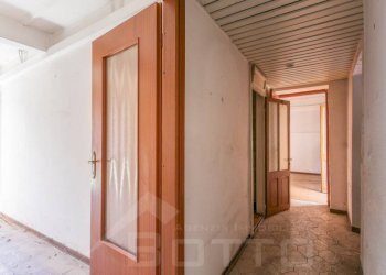 Corridoio - Stable - Palace via Dante 24, Gozzano - photo 23