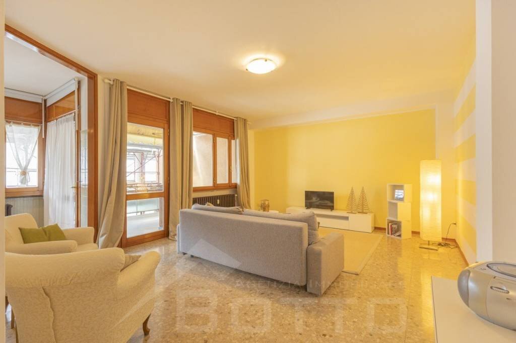 Salone - Two-room apartment via torchio 17, San Maurizio d'Opaglio - photo 3
