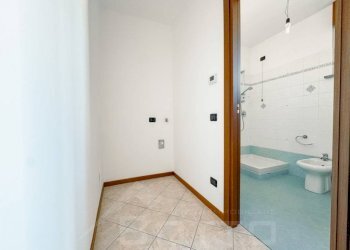 Disimpegno - Appartamento via CEREDO 18, Borgomanero - foto 7