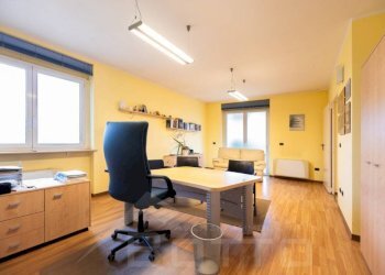 Ufficio - Villa via Principe Umberto 16/q, Borgomanero - photo 16