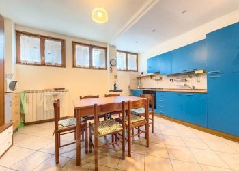 Cucina - Appartamento villaggio santa rita 25, Craveggia - foto 4