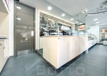 Interno non residenziale - Shop corso sempione 9, Borgomanero - photo 6