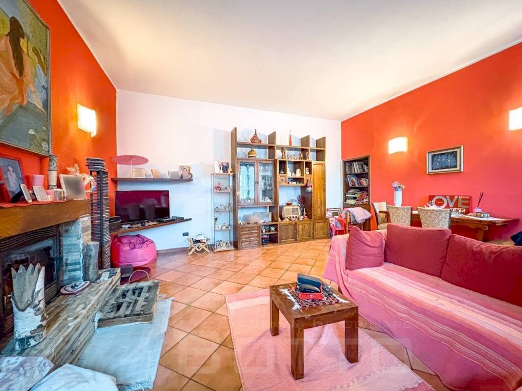 Salone - Villa via opagliolo 20, San Maurizio d'Opaglio - foto 3