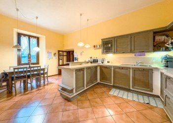 Cucina - Villa via opagliolo 20, San Maurizio d'Opaglio - foto 2