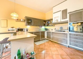 Cucina - Villa via opagliolo 20, San Maurizio d'Opaglio - foto 27