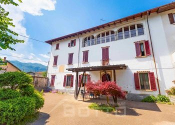 Facciata - Villa via opagliolo 20, San Maurizio d'Opaglio - foto 26