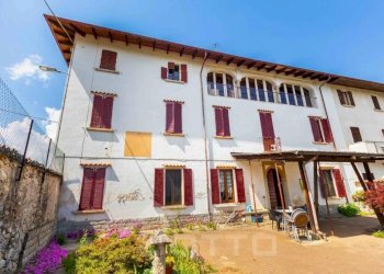 Facciata - Villa via opagliolo 20, San Maurizio d'Opaglio - foto 28