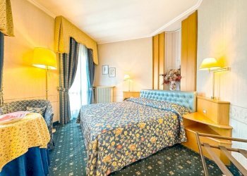 Camera da letto - Villa ---, Borgomanero - foto 4