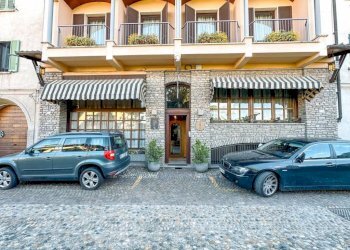 Facciata - Villa ---, Borgomanero - foto 34