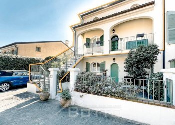 Facciata - Four-room apartment via sant'isidoro 1, Bogogno - photo 39