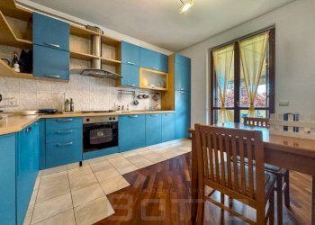 Cucina - Quadrilocale via Ceredo 27, Borgomanero - foto 8