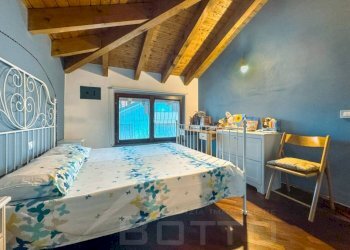 Camera da letto - Quadrilocale via Ceredo 27, Borgomanero - foto 25