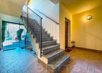 Interno palazzo - Quadrilocale via Ceredo 27, Borgomanero - foto 27