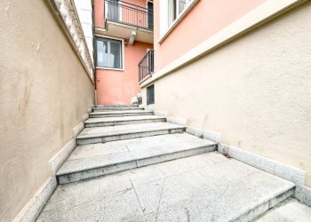 Interno palazzo - Villa via omegna 13, Arola - foto 43