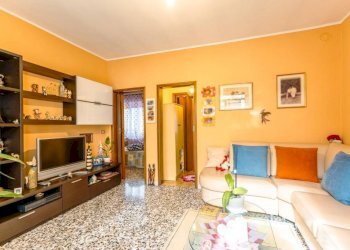 Salone - Villa via raveglia 56, San Maurizio d'Opaglio - foto 3
