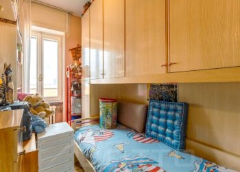 Camera da letto - Villa via raveglia 56, San Maurizio d'Opaglio - foto 9
