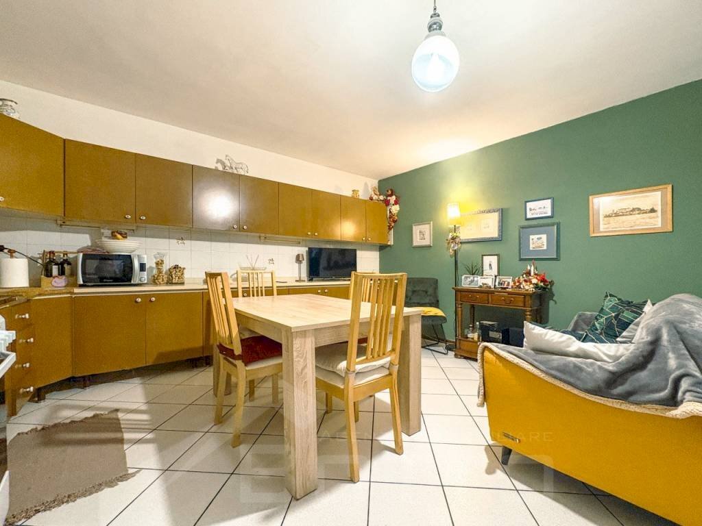 Cucina - Villa via regina villa 33, Gozzano - photo 1