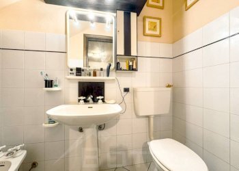 Bagno - Villa via regina villa 33, Gozzano - photo 8