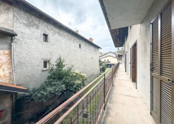 Balcone - Villa via regina villa 33, Gozzano - photo 16