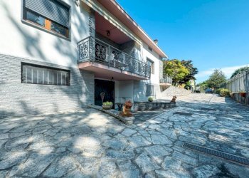 Facciata - Villa via insorte 46, Gozzano - foto 33