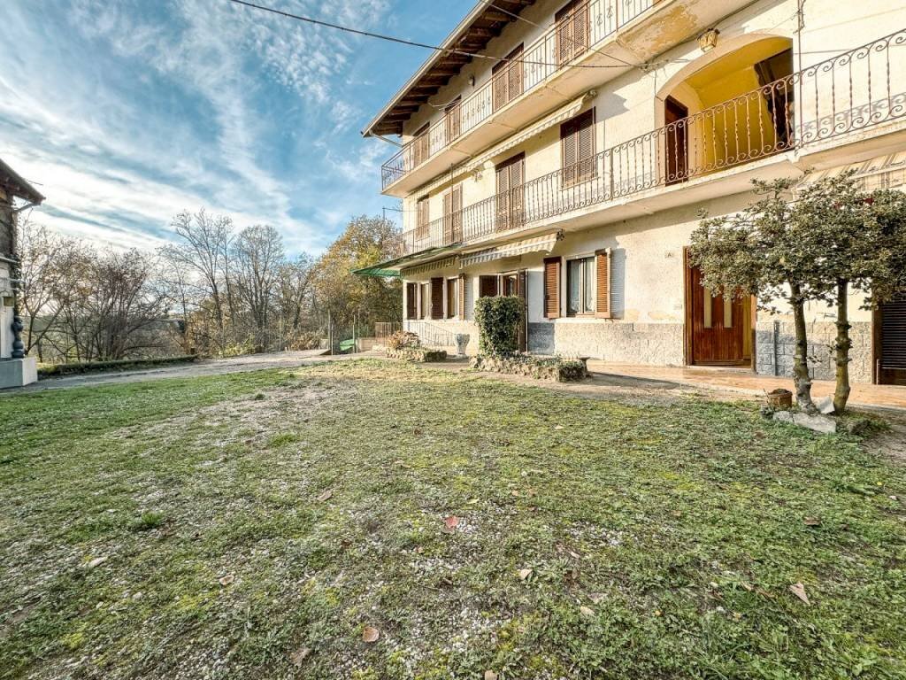 Giardino - Villa via Giuseppe Nobile 6, Gattico-Veruno - foto 2