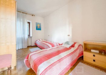 Camera da letto - Villa via Giuseppe Nobile 6, Gattico-Veruno - foto 13