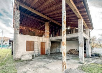 Facciata - Villa via Giuseppe Nobile 6, Gattico-Veruno - foto 21