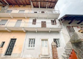 Facciata - Villa via magnana 4, Gozzano - photo 11