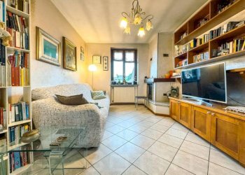 Salone - Villa via Cureggio 26, Borgomanero - foto 8