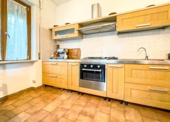 Cucina - Villa via Cureggio 26, Borgomanero - foto 26