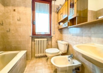 Bagno - Villa via Cureggio 26, Borgomanero - foto 32
