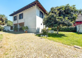 Giardino - Villa via Cureggio 26, Borgomanero - foto 41