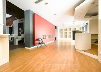 Interno non residenziale - Shop viale don minzoni 14, Borgomanero - photo 1