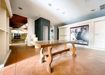 Interno non residenziale - Shop viale don minzoni 14, Borgomanero - photo 4