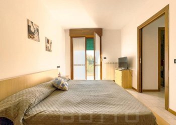 Camera da letto - Appartamento via pio x 9, Borgomanero - foto 10