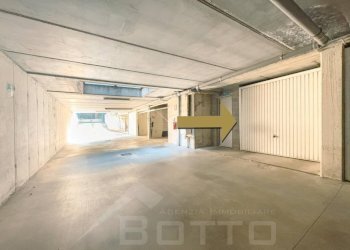 Box auto - Appartamento via pio x 9, Borgomanero - foto 13