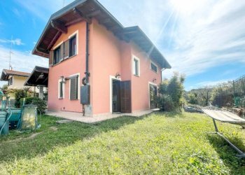 Facciata - Villa via Vignazza 4, Comignago - photo 1
