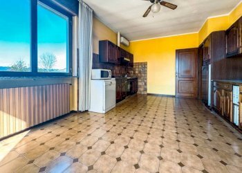 Cucina - Villa via bescapè 26, Borgomanero - photo 9