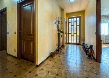 Ingresso - Villa via bescapè 26, Borgomanero - photo 17