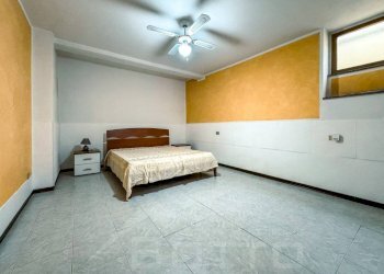 Camera da letto - Villa via bescapè 26, Borgomanero - photo 29
