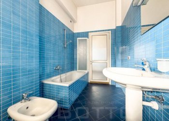 Bagno - Trilocale corso sempione 27, Borgomanero - foto 17