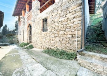Facciata - Rustico via per Colazza 21, Meina - foto 1