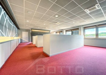 Interno non residenziale - Capannone via per novara 30, Gozzano - foto 7