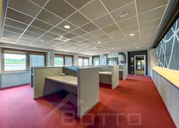 Interno non residenziale - Capannone via per novara 30, Gozzano - foto 8